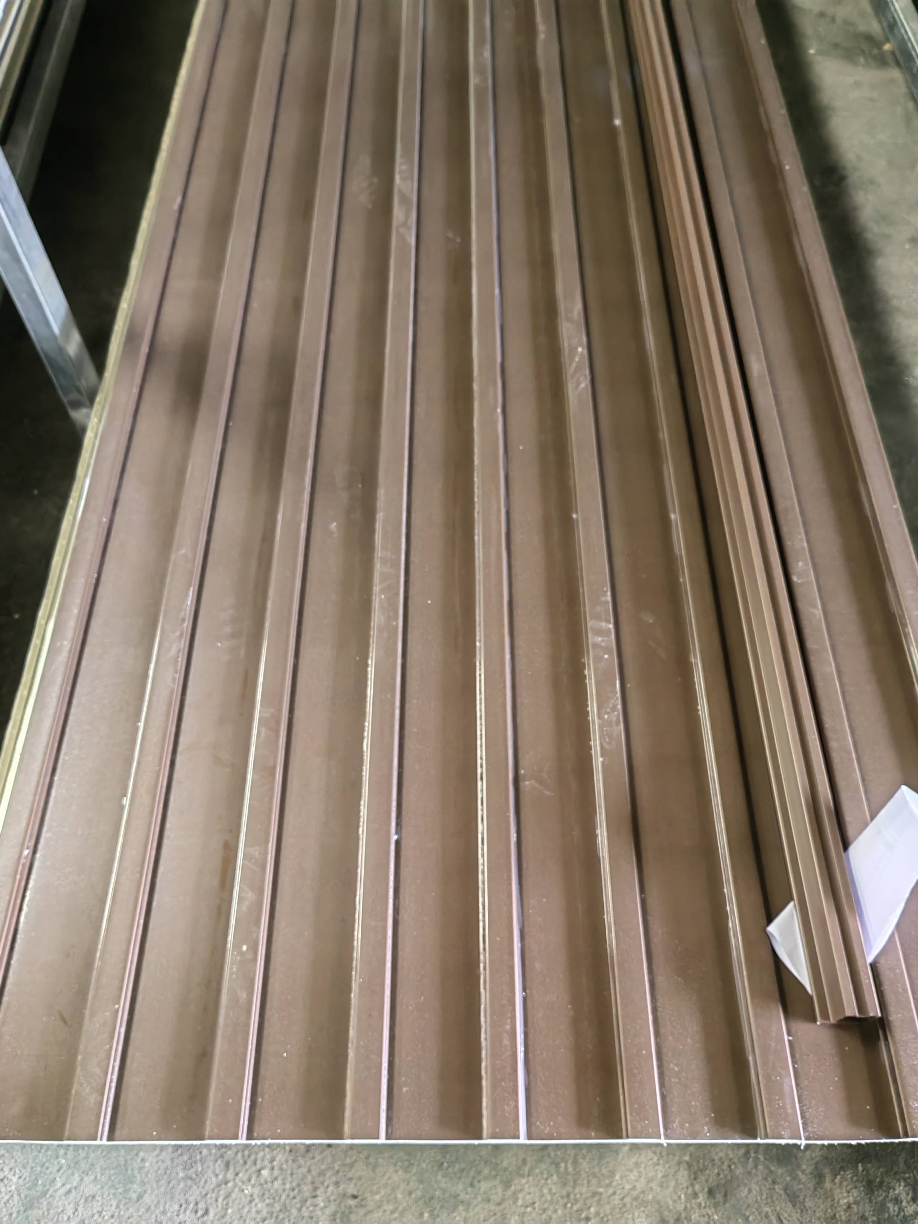 搭棚搭屋顶用什么好？