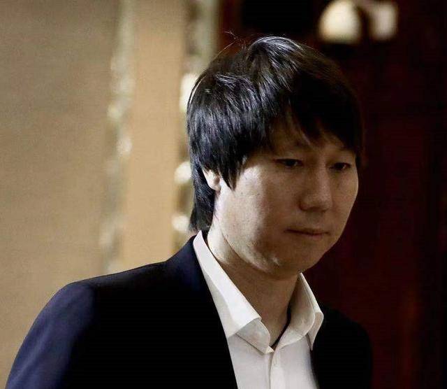 数罪并罚被判处有期徒刑20年 李铁是如何“生锈”的