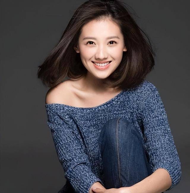端庄美丽的东北姑娘，演9次女一号没红，如今终于红了
