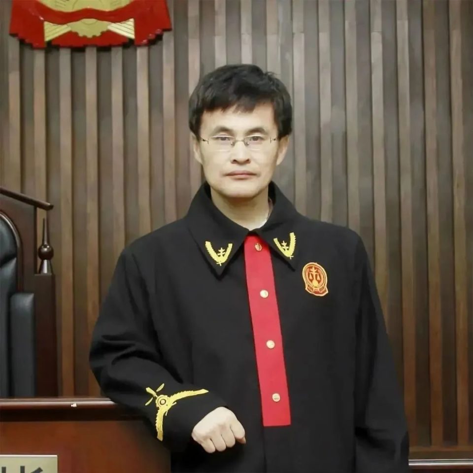 虚拟币挖矿机(虚拟币的矿机挖的是什么东西)
